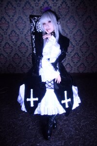 Rating: Safe Score: 0 Tags: 1girl bangs dress frills long_sleeves sitting solo suigintou User: admin