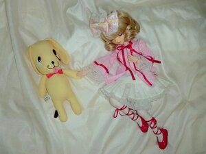 Rating: Safe Score: 0 Tags: 1girl blonde_hair closed_eyes doll dress hinaichigo lying red_ribbon ribbon shoes sleeping solo stuffed_animal teddy_bear User: admin