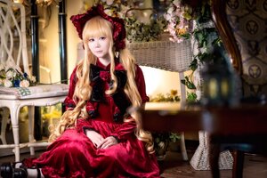 Rating: Safe Score: 0 Tags: 1girl blonde_hair blue_eyes blurry bow depth_of_field dress flower long_hair photo red_dress rose shinku sitting solo User: admin