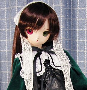 Rating: Safe Score: 0 Tags: 1girl :o bangs brick_wall brown_hair chain-link_fence doll dress fence green_dress green_eyes heterochromia lace lolita_fashion long_hair long_sleeves looking_at_viewer red_eyes ribbon solo suiseiseki upper_body User: admin