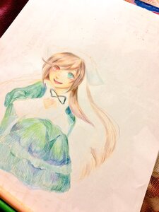 Rating: Safe Score: 0 Tags: 1girl :d brown_hair green_dress heterochromia image long_hair long_sleeves looking_at_viewer open_mouth red_eyes smile solo suiseiseki very_long_hair watercolor_(medium) User: admin