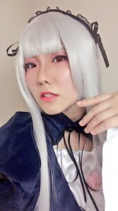Rating: Safe Score: 0 Tags: 1girl bangs blunt_bangs lips long_hair looking_at_viewer parted_lips see-through solo suigintou upper_body white_hair User: admin