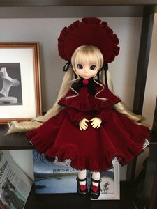 Rating: Safe Score: 0 Tags: 1girl bangs blonde_hair blue_eyes bonnet bow bowtie capelet cup doll dress flower full_body long_hair long_sleeves looking_at_viewer photo red_capelet red_dress rose shinku shoes sitting solo teacup twintails very_long_hair User: admin