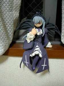 Rating: Safe Score: 0 Tags: 1girl doll dress frills full_body hairband long_hair long_sleeves looking_at_viewer red_eyes rose silver_hair solo standing suigintou wings User: admin