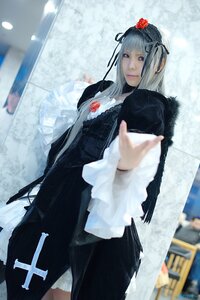 Rating: Safe Score: 0 Tags: 1girl 3d auto_tagged blurry depth_of_field dress flower gothic_lolita hairband lolita_fashion long_hair looking_at_viewer ribbon silver_hair solo suigintou User: admin
