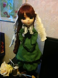 Rating: Safe Score: 0 Tags: 1girl bangs brown_hair doll dress green_dress long_hair solo suiseiseki veil User: admin