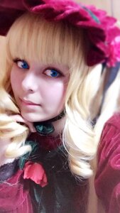 Rating: Safe Score: 0 Tags: 1girl bangs blonde_hair blue_eyes blurry bow choker closed_mouth depth_of_field eyelashes flower hair_flower lips looking_at_viewer realistic rose shinku solo User: admin