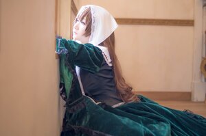 Rating: Safe Score: 0 Tags: 1girl blonde_hair blue_eyes blurry depth_of_field dress green_dress long_hair long_sleeves looking_at_viewer photo solo suiseiseki User: admin