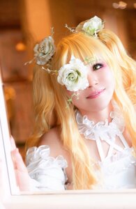 Rating: Safe Score: 0 Tags: 1girl blonde_hair choker dress flower hair_flower hair_ornament jewelry kirakishou lips long_hair rose solo white_flower white_rose User: admin