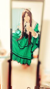 Rating: Safe Score: 0 Tags: 1girl blurry blurry_background depth_of_field green_dress long_sleeves photo skirt solo suiseiseki User: admin