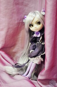 Rating: Safe Score: 0 Tags: 1girl barasuishou black_dress doll dress expressionless frills lolita_fashion long_hair long_sleeves looking_at_viewer pink_bow ribbon sitting solo very_long_hair white_hair yellow_eyes User: admin