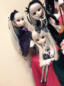 Rating: Safe Score: 0 Tags: 3girls doll dress long_hair looking_at_viewer multiple_girls purple_eyes solo suigintou User: admin