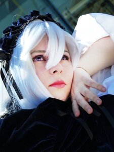 Rating: Safe Score: 0 Tags: 1girl 3d black_hairband closed_mouth gloves hair_ornament hairband lips mole photo solo suigintou white_hair yorha_no._2_type_b User: admin