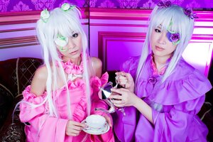 Rating: Safe Score: 0 Tags: 2girls cup dress eyepatch flower hair_ornament long_hair makeup mask multiple_cosplay multiple_girls rose silver_hair tagme teacup User: admin