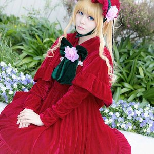 Rating: Safe Score: 0 Tags: 1girl blonde_hair blue_eyes capelet dress flower hydrangea jewelry long_hair pink_flower red_capelet red_dress rose shinku solo white_flower User: admin