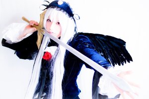 Rating: Safe Score: 0 Tags: 1girl dress flower frills hairband holding holding_sword holding_weapon long_sleeves looking_at_viewer red_eyes red_flower red_rose rose solo suigintou sword upper_body weapon white_hair wings User: admin