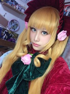 Rating: Safe Score: 0 Tags: bangs blonde_hair blue_eyes flower hat lips long_hair looking_at_viewer photo pink_rose rose shinku solo upper_body User: admin