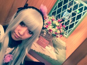 Rating: Safe Score: 0 Tags: 1girl bangs blonde_hair curtains flower indoors long_hair pink_flower rose smile solo suigintou white_flower window User: admin