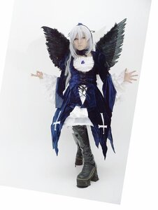 Rating: Safe Score: 0 Tags: 1girl bangs black_wings boots dress feathered_wings feathers full_body long_hair long_sleeves solo standing suigintou wings User: admin