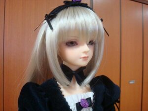 Rating: Safe Score: 0 Tags: 1girl bangs black_dress black_ribbon closed_mouth doll dress flower frills lips lolita_fashion long_hair long_sleeves looking_at_viewer photo puffy_sleeves ribbon rose silver_hair solo suigintou upper_body User: admin