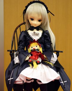 Rating: Safe Score: 0 Tags: 1girl bangs blonde_hair blue_eyes bow doll dress frills highres long_hair long_sleeves photo_(medium) photoshop_(medium) rozen_maiden simple_background solo suigintou thighhighs weapon User: admin
