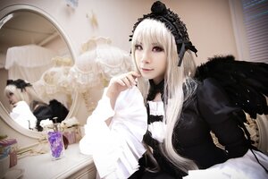 Rating: Safe Score: 0 Tags: 1girl 3d blurry depth_of_field frills gothic_lolita hairband indoors lips lolita_fashion long_hair long_sleeves looking_at_viewer photo red_eyes solo suigintou table white_hair User: admin