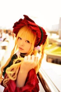 Rating: Safe Score: 0 Tags: 1girl blonde_hair blurry blurry_background blurry_foreground bonnet depth_of_field dress photo shinku solo User: admin