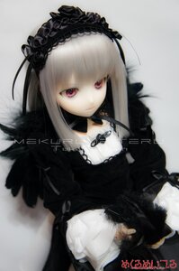 Rating: Safe Score: 0 Tags: 1girl bangs black_dress black_wings closed_mouth detached_collar doll dress frills gothic_lolita hairband lolita_fashion lolita_hairband long_hair long_sleeves looking_at_viewer photo red_eyes ribbon rose smile solo suigintou wings User: admin