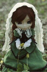 Rating: Safe Score: 0 Tags: 1girl bangs black_dress blurry brown_hair depth_of_field doll dress frills green_dress lace long_sleeves looking_at_viewer outdoors solo suiseiseki veil User: admin