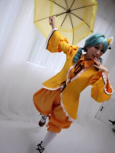 Rating: Safe Score: 0 Tags: 1girl doll hair_ornament holding_umbrella kanaria lips parasol realistic short_hair solo umbrella wide_sleeves User: admin