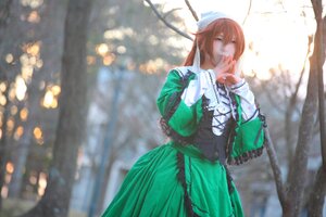 Rating: Safe Score: 0 Tags: 1girl blurry brown_hair depth_of_field dress green_dress green_eyes hat long_hair long_sleeves looking_at_viewer outdoors solo suiseiseki tree User: admin