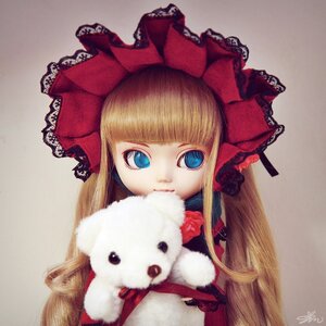 Rating: Safe Score: 0 Tags: 1girl animal bangs blonde_hair blue_eyes blunt_bangs bow closed_mouth dog doll long_hair looking_at_viewer shinku signature solo stuffed_animal traditional_media upper_body User: admin