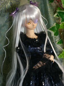 Rating: Safe Score: 0 Tags: 1girl bangs barasuishou black_dress doll dress eyepatch hair_ornament long_hair long_sleeves looking_at_viewer plant solo traditional_media very_long_hair yellow_eyes User: admin