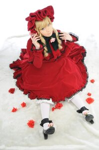 Rating: Safe Score: 0 Tags: 1girl blonde_hair blue_eyes bonnet bow doll dress flower frills hat long_hair long_sleeves red_dress red_flower red_rose rose shinku solo twintails User: admin