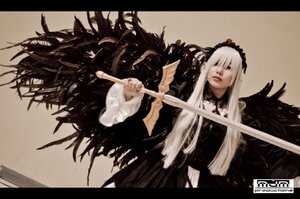 Rating: Safe Score: 0 Tags: 1girl black_dress black_wings dress hairband letterboxed lips long_hair long_sleeves solo suigintou sword very_long_hair weapon white_hair wings User: admin