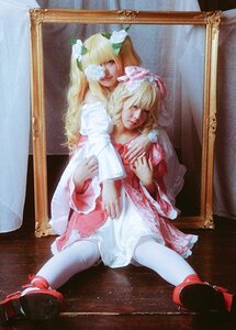 Rating: Safe Score: 0 Tags: 2girls blonde_hair brother_and_sister closed_eyes dress flower hair_ornament long_hair mirror multiple_cosplay multiple_girls shoes siblings sisters sitting tagme twins white_dress User: admin