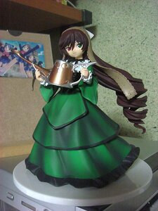 Rating: Safe Score: 0 Tags: 1girl brown_hair doll dress drill_hair frills green_dress green_eyes hairband heterochromia long_hair long_sleeves photo red_eyes solo standing suiseiseki twin_drills very_long_hair User: admin