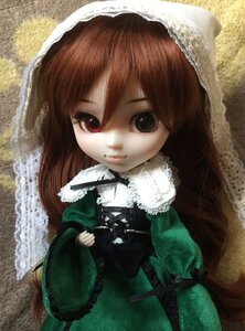 Rating: Safe Score: 0 Tags: 1girl brown_hair doll dress frills green_dress head_scarf long_hair long_sleeves looking_at_viewer ribbon solo suiseiseki upper_body User: admin