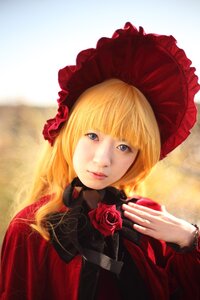 Rating: Safe Score: 0 Tags: 1girl bangs blonde_hair blue_eyes bonnet bow flower lips long_hair looking_at_viewer red_flower red_rose rose shinku solo User: admin