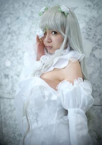 Rating: Safe Score: 0 Tags: 1girl bare_shoulders blurry depth_of_field dress flower kirakishou lips long_hair realistic solo white_dress white_hair User: admin