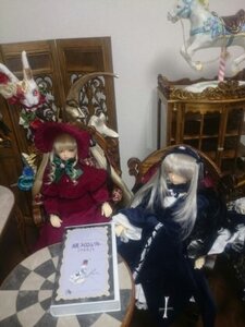 Rating: Safe Score: 0 Tags: 1boy argyle argyle_background blurry board_game book checkered checkered_background checkered_floor chess_piece depth_of_field doll flower long_hair multiple_dolls painting_(object) reflection rose sitting tagme tile_floor User: admin