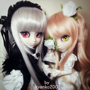 Rating: Safe Score: 0 Tags: 2girls auto_tagged bangs blonde_hair blunt_bangs blurry blurry_background blurry_foreground closed_mouth depth_of_field doll flower leaf lips lolita_fashion long_hair looking_at_viewer multiple_dolls multiple_girls photo red_eyes smile tagme upper_body white_hair User: admin