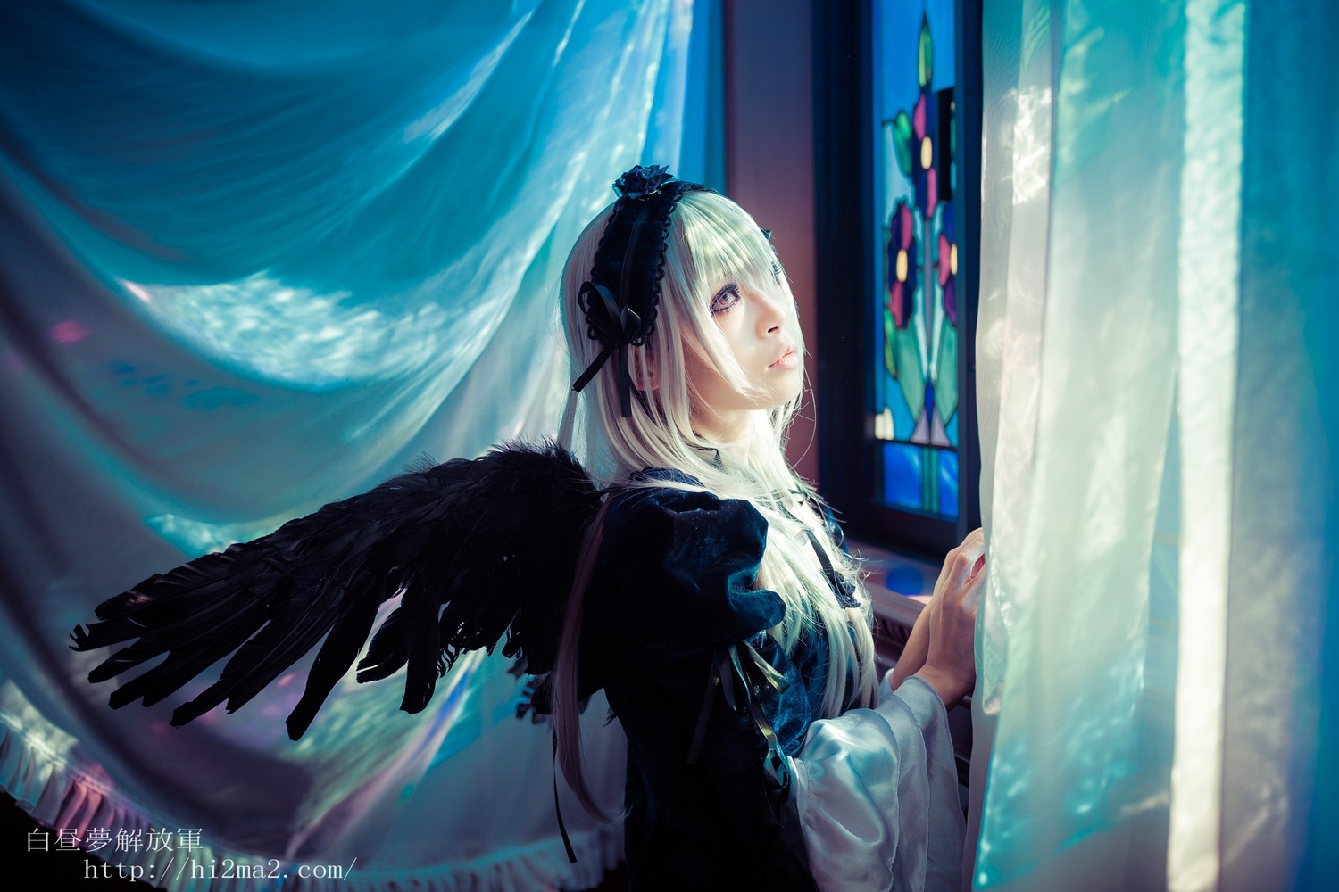 1girl black_dress black_wings dress feathered_wings feathers frills hairband long_hair long_sleeves ribbon silver_hair solo suigintou water wings