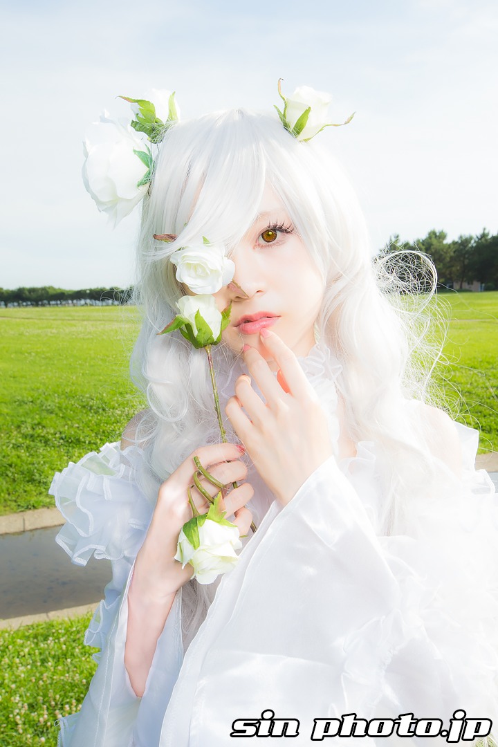 1girl dress fence flower hair_ornament kirakishou lips looking_at_viewer solo white_hair yellow_eyes