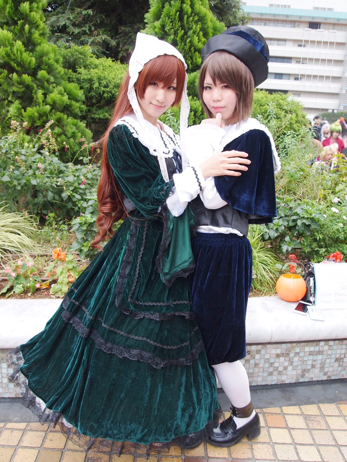 2girls blue_dress brown_hair dress fence flower hat long_hair looking_at_viewer multiple_cosplay multiple_girls outdoors pantyhose pavement smile standing tagme tree white_legwear