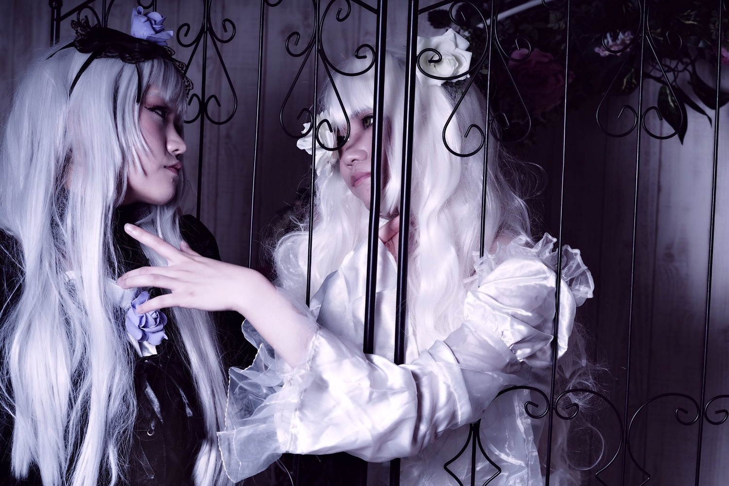 1boy flower long_hair multiple_cosplay profile solo tagme upper_body white_hair