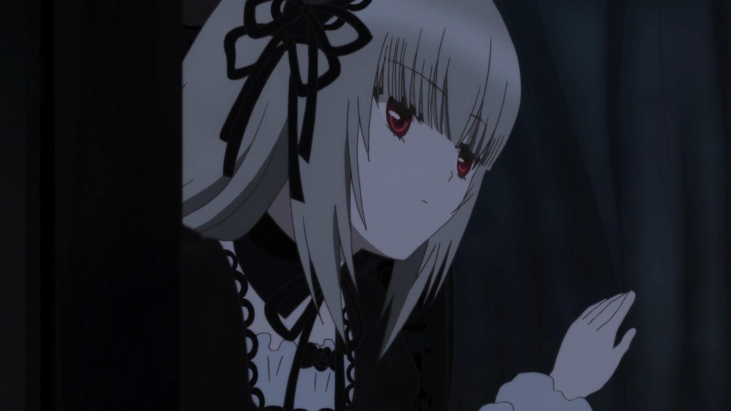 1girl bangs black_ribbon closed_mouth expressionless eyebrows_visible_through_hair hair_ribbon hairband image looking_at_viewer red_eyes ribbon solo suigintou