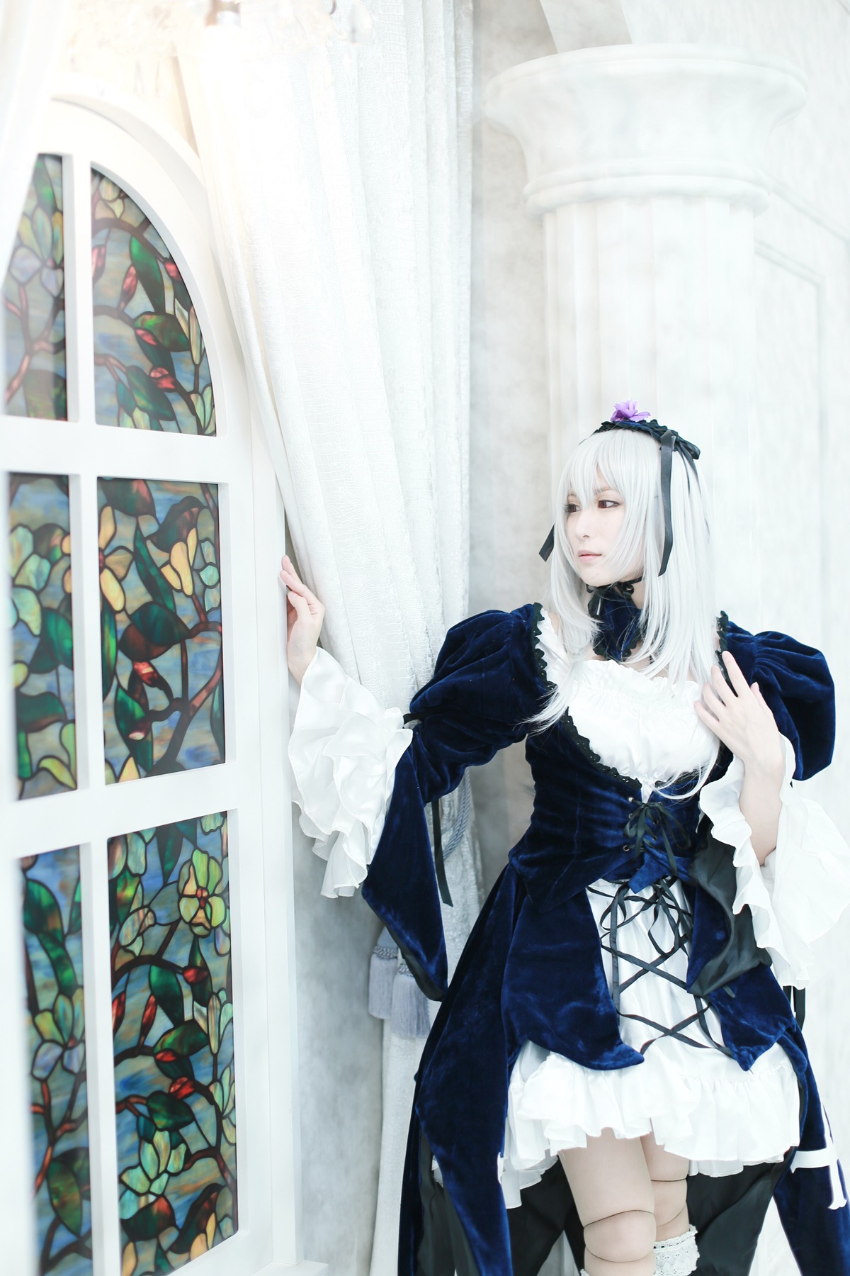 1girl dress frills gothic_lolita hairband lolita_fashion long_sleeves photo solo standing suigintou