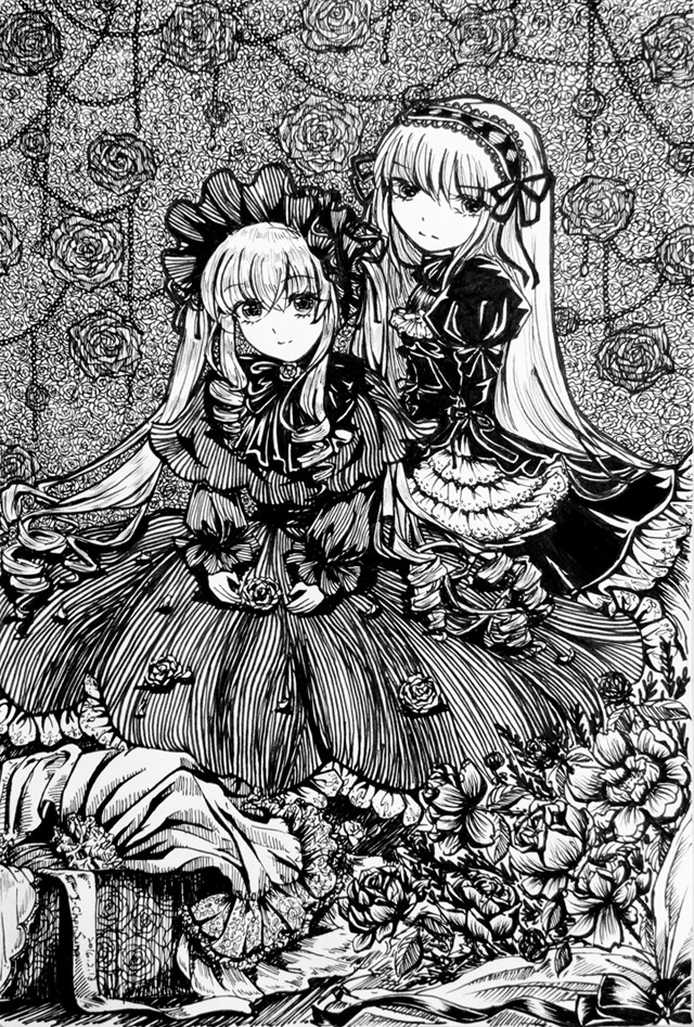 2girls bow dress flower frills greyscale hairband image long_hair long_sleeves looking_at_viewer monochrome multiple_girls pair rose shinku smile suigintou