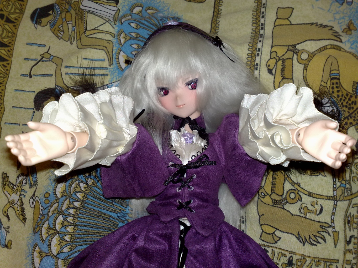 1girl barefoot doll doll_joints dress feet flower joints long_hair long_sleeves red_eyes rose silver_hair solo suigintou wings